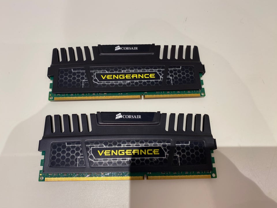 Vengeance 8 GB DDR3 SDRAM