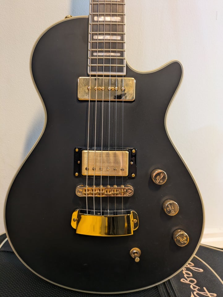 Elguitar Hagström Ultra Max