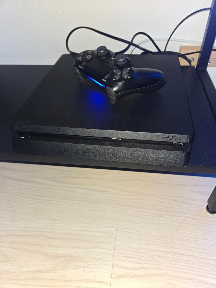 Playstation 4, Perfekt