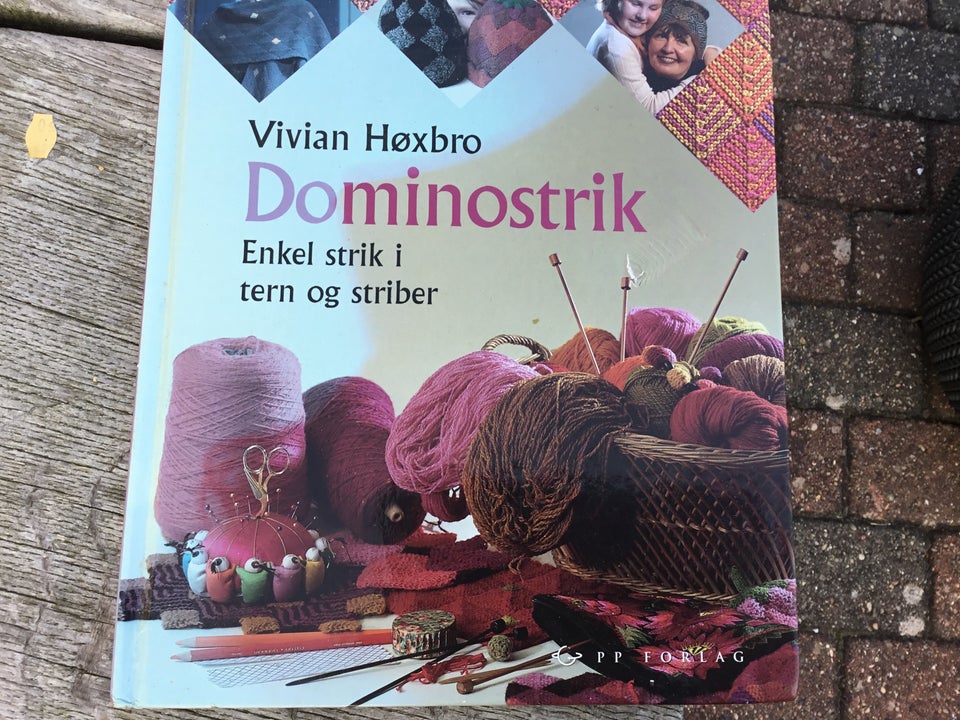 Dominostrik Vivian Høxbro  emne: