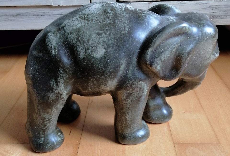 Elefant, Johgus