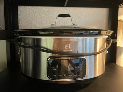 Slow cooker electrolux 