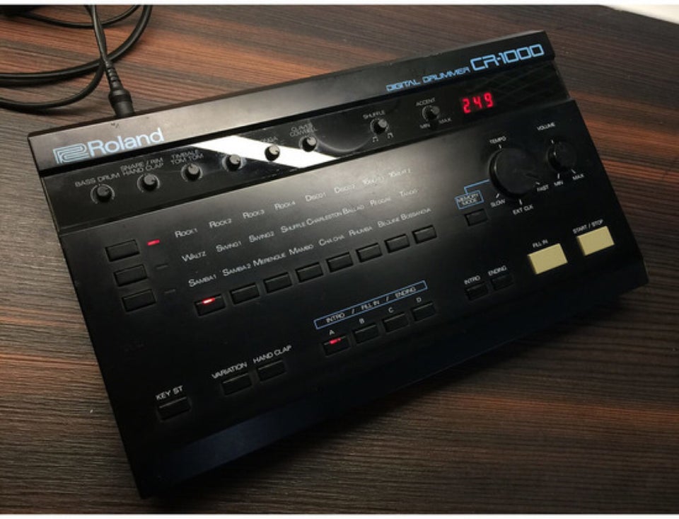 Roland CR-1000 • , Roland Cr-1000