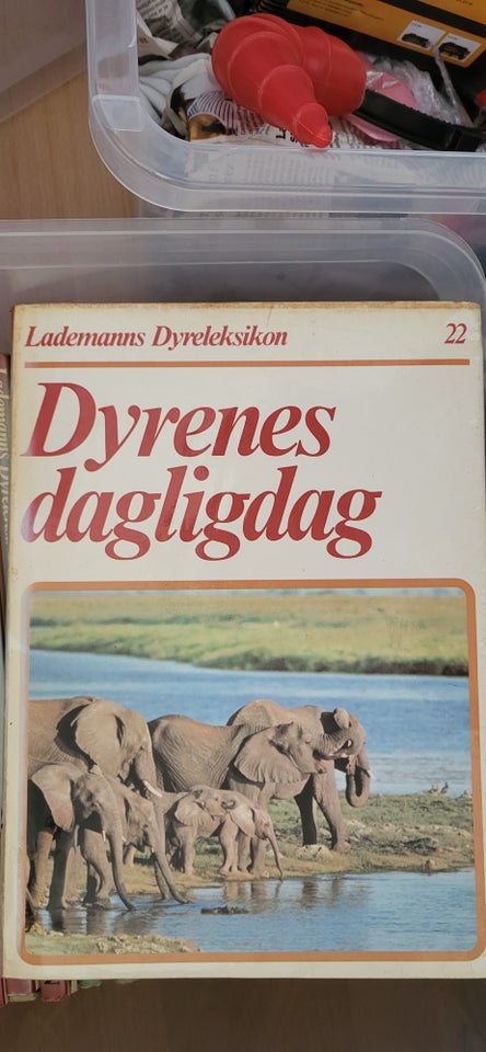 Lademanns dyreleksikon emne: dyr