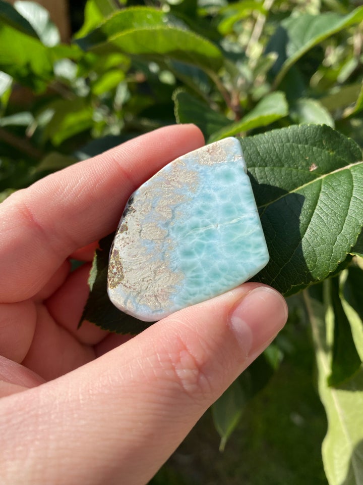 Smykker og sten, Larimar