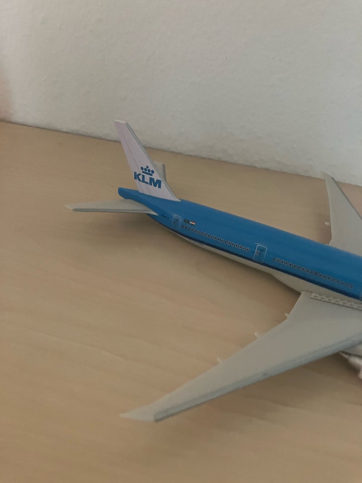 Modelfly, Herpa Boeing 777