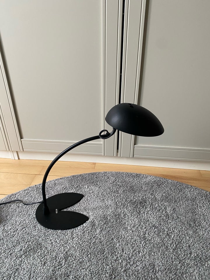 Skrivebordslampe, Luxo