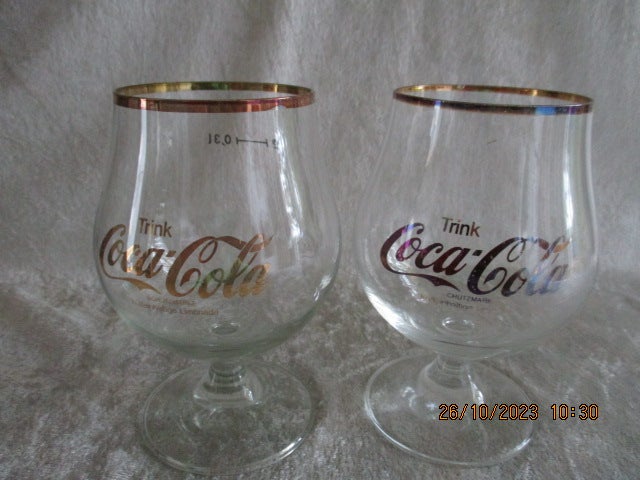 Coca Cola, Glas