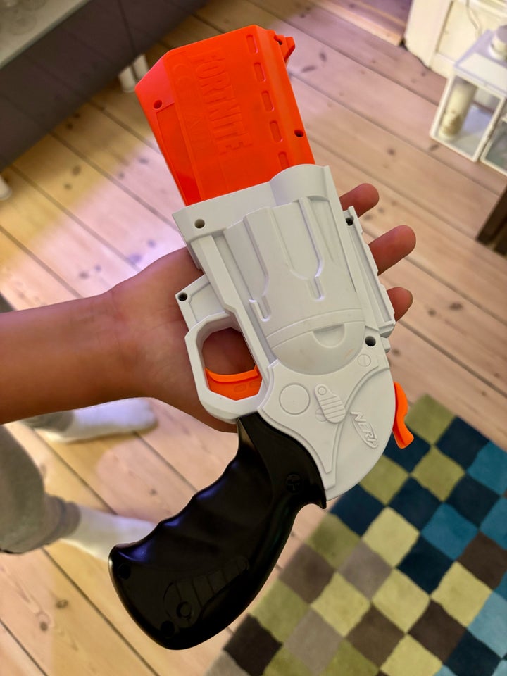 Våben, Nerf gun x 2, Nerf