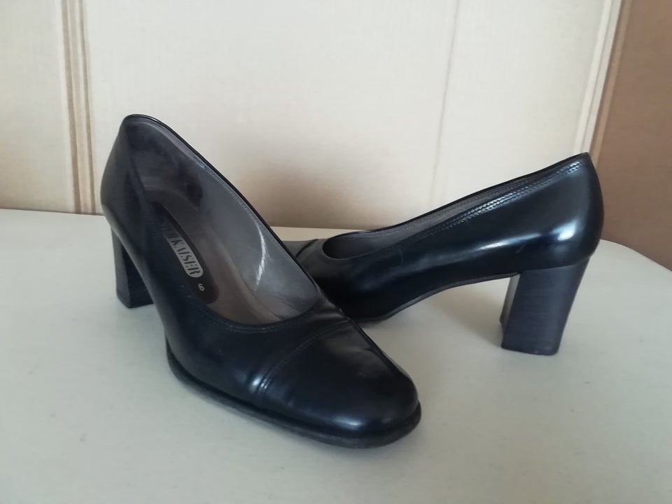 Pumps, str. 40, Flere