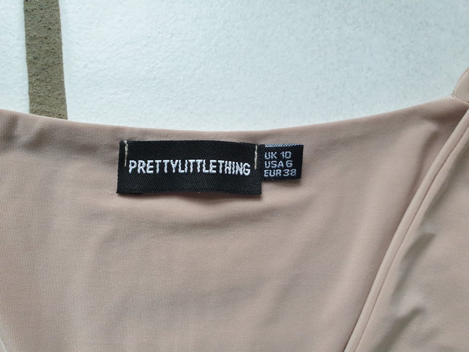 Bluse, Pretty little thing, str. 38