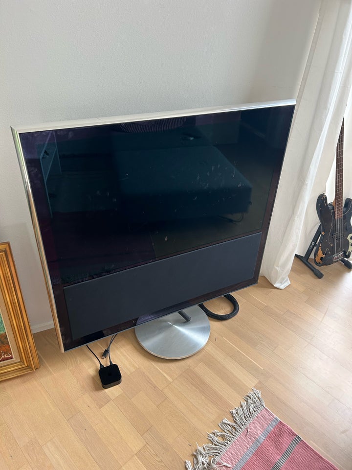 Bang  Olufsen, Beovision 10, 46"