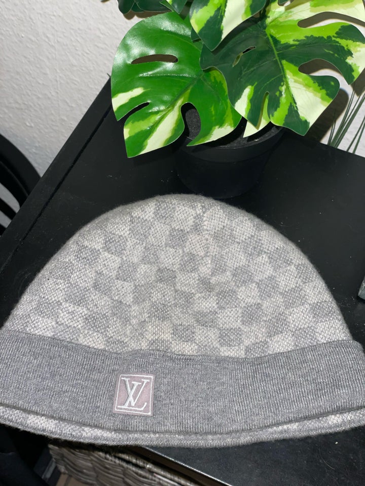 Andet smykke, stof, Louis Vuitton