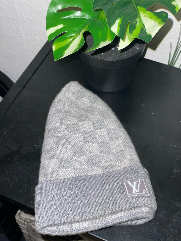 Andet smykke, stof, Louis Vuitton