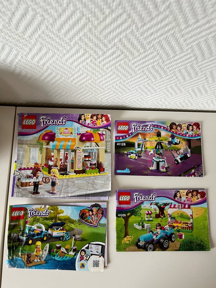 Lego Friends Nr står på billede med