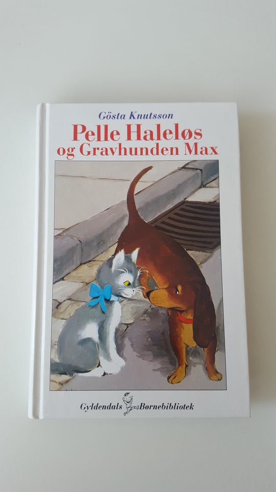 Pelle Haleløs og Gravhunden Max