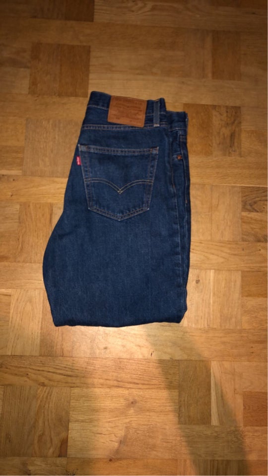 Jeans Levis str 30