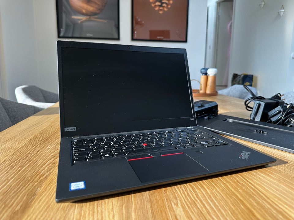 Lenovo, I7-8565U GHz, 24 GB ram