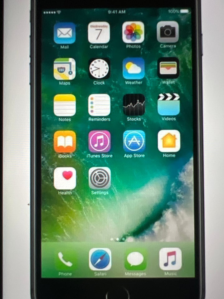 iPhone 7, 128 GB, grå