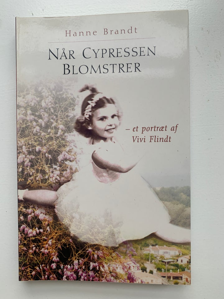 Når cypressen blomstrer - et