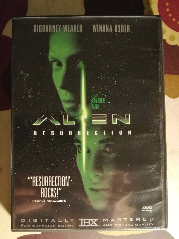 The Alien Legacy, instruktør