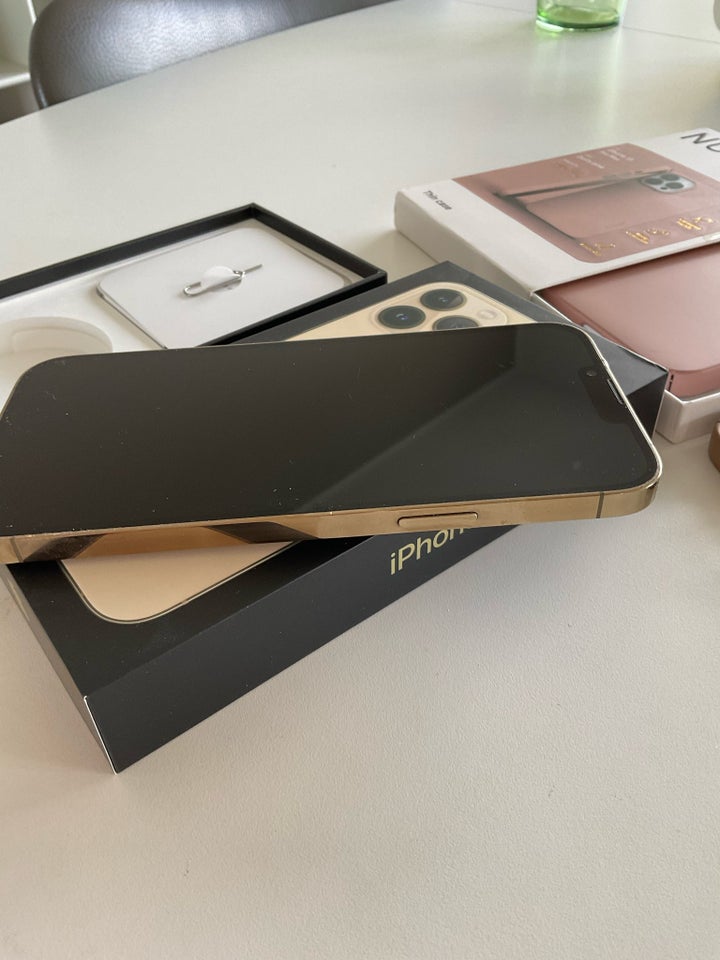 iPhone 13 Pro Max, 256 GB, guld