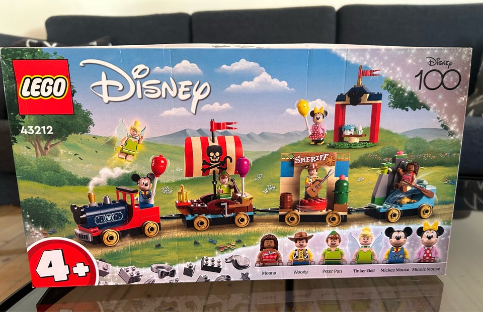 Lego andet, Disney 100- festtog