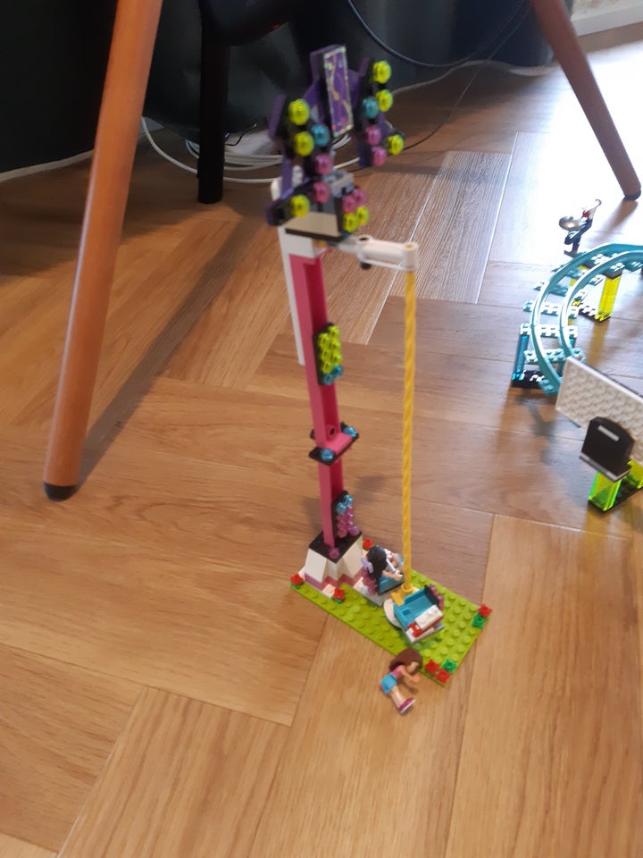 Lego Friends, Flere modeller