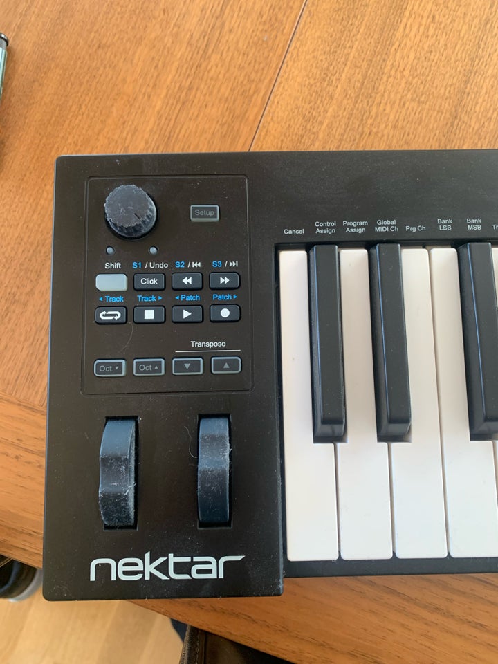 Midi keyboard Nektar impact GX61