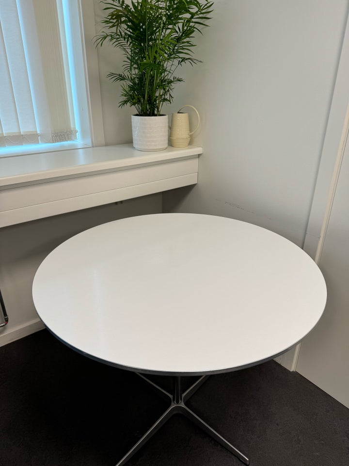 Spisebord Fritz Hansen b: 90