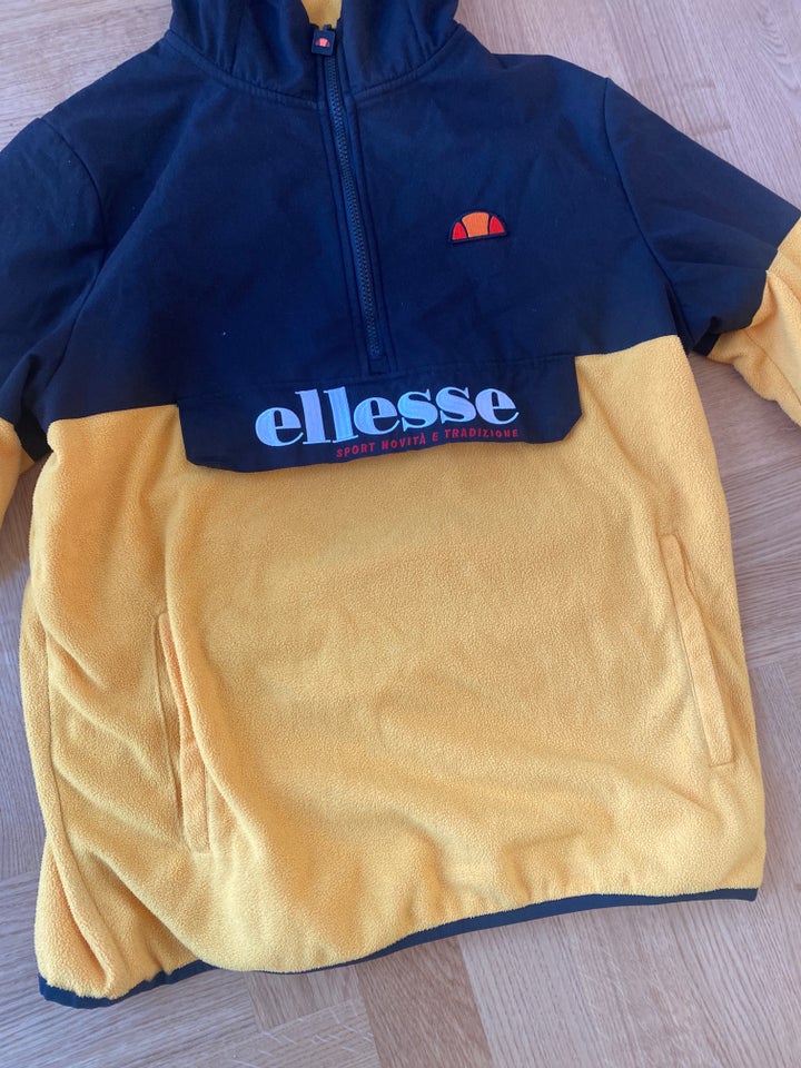 Andet, Ellesse, str. L