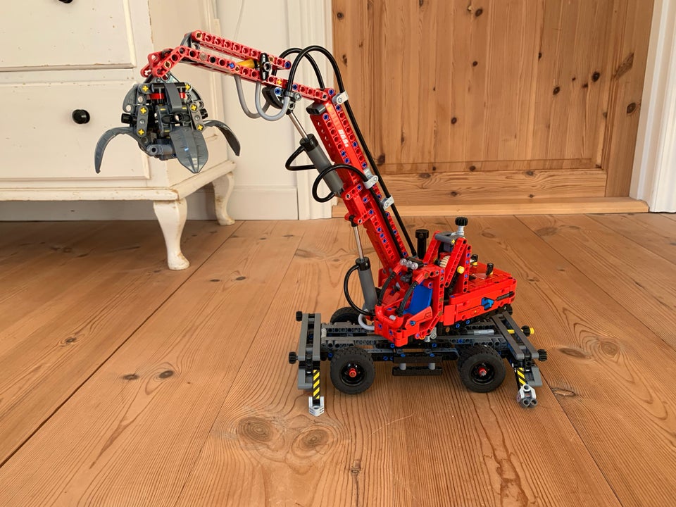 Lego Technic 42144