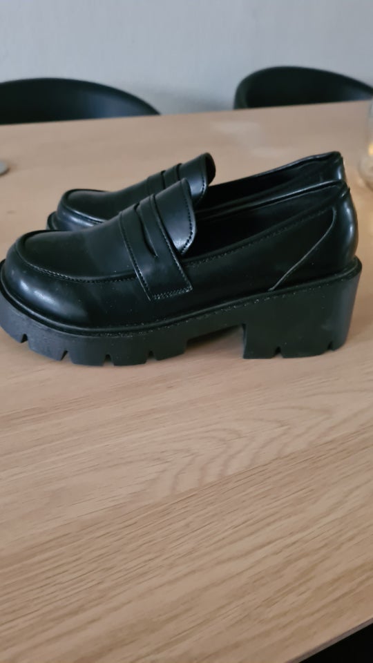 Loafers, str. 40, Fra klædeskabet