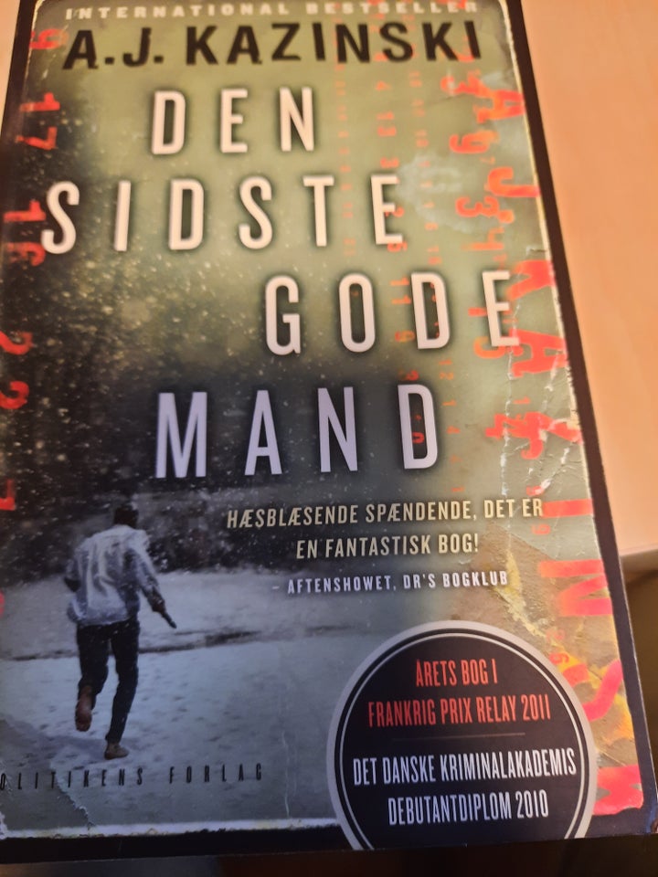 Den sidste gode mand, A.J Kazinski,