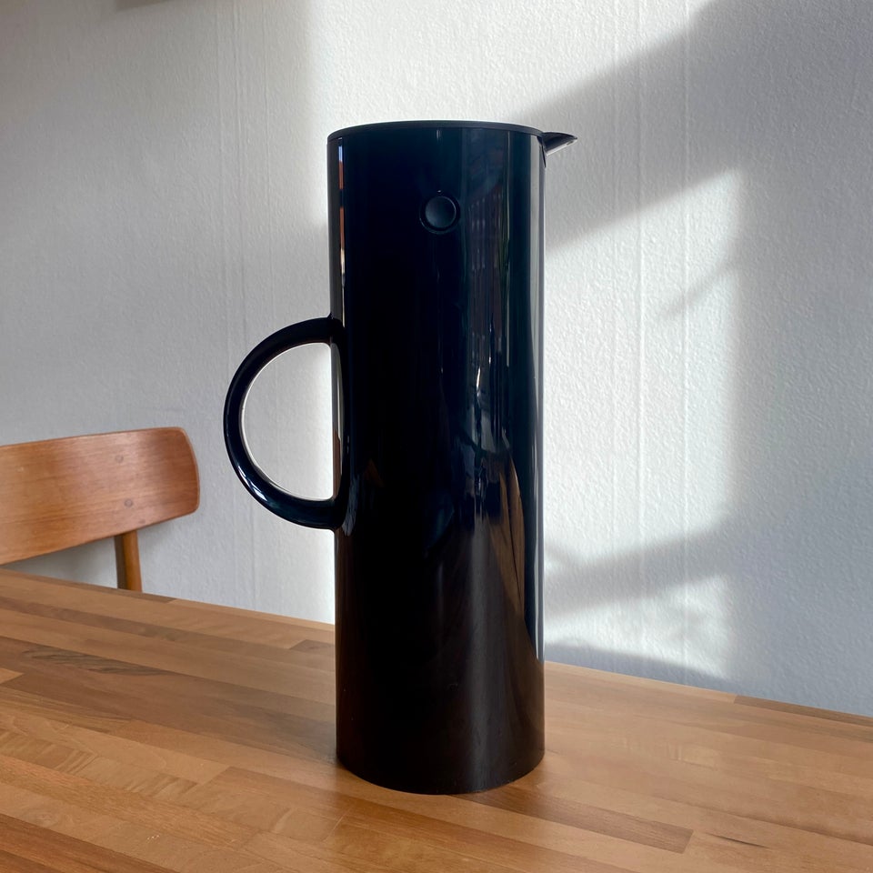 Sort termokande fra Stelton,