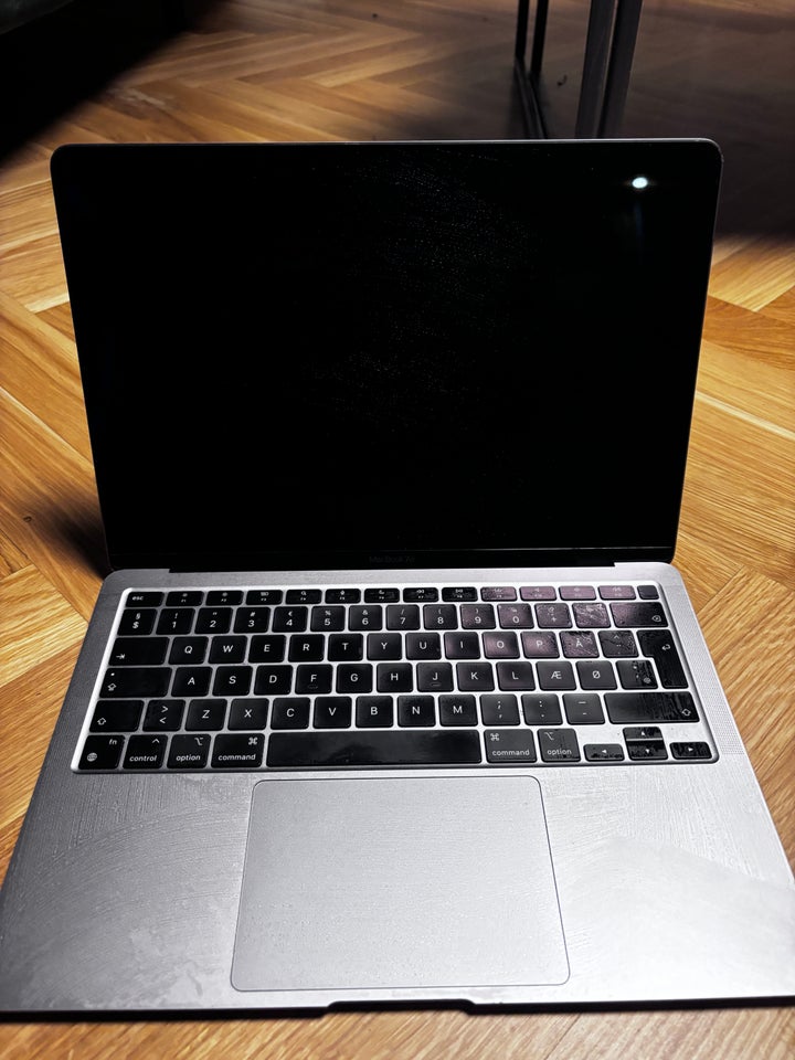 MacBook Air M1 2020 8 GB ram