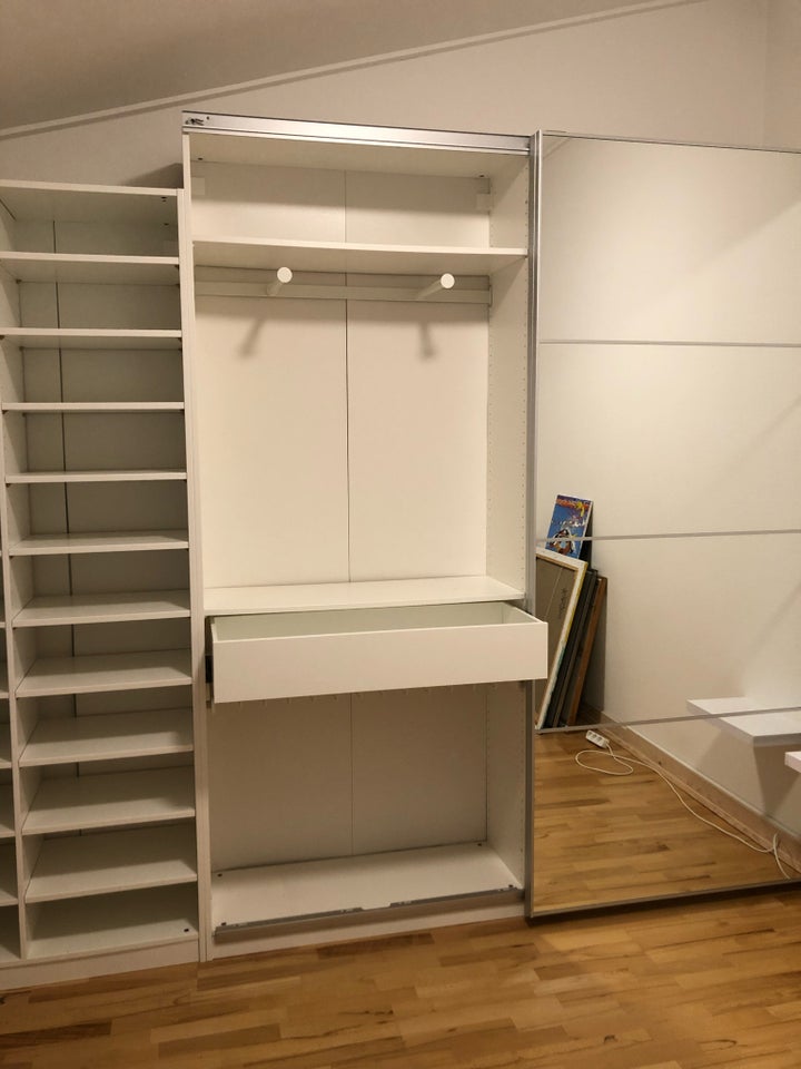 Klædeskab, Ikea PAX, b: 200 d: 40 h: