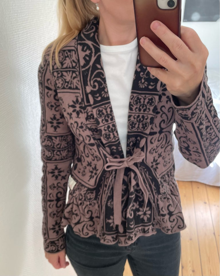 Cardigan Odd Molly str 38