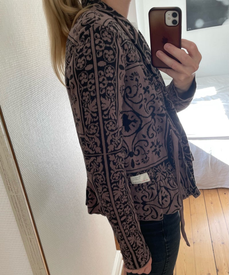 Cardigan Odd Molly str 38