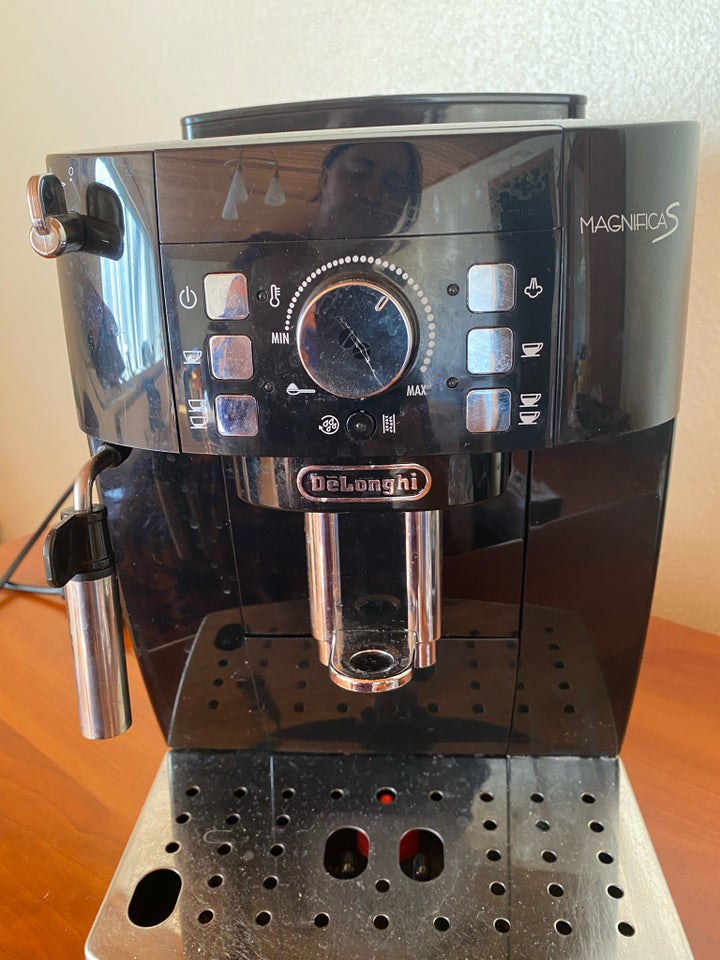 Espressomaskine  DELonghi