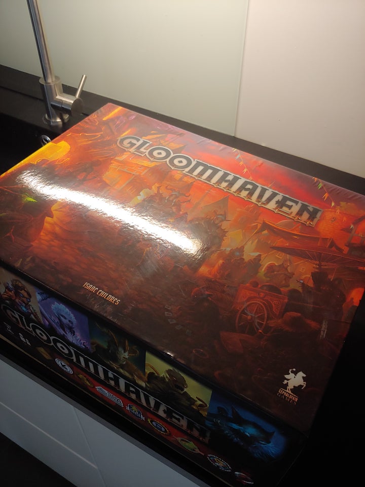 Gloomhaven, brætspil