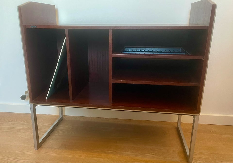 Hi-fi møbel Bang  Olufsen