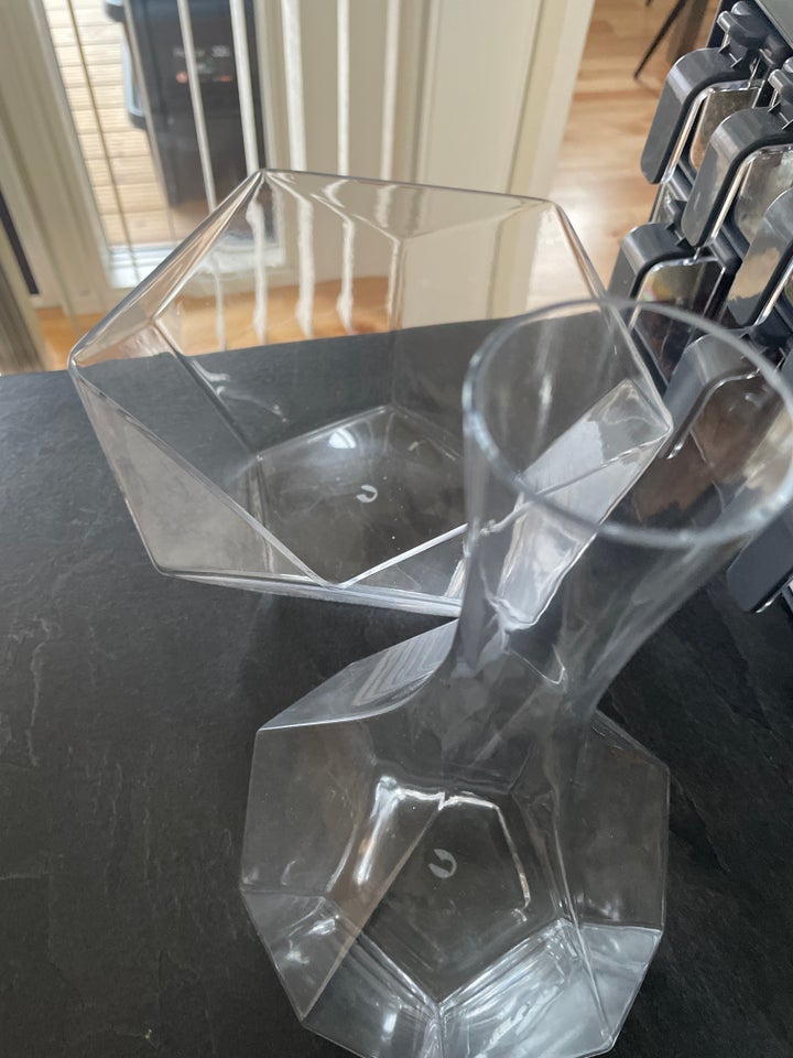 Glas Penta skål 19cm og vand