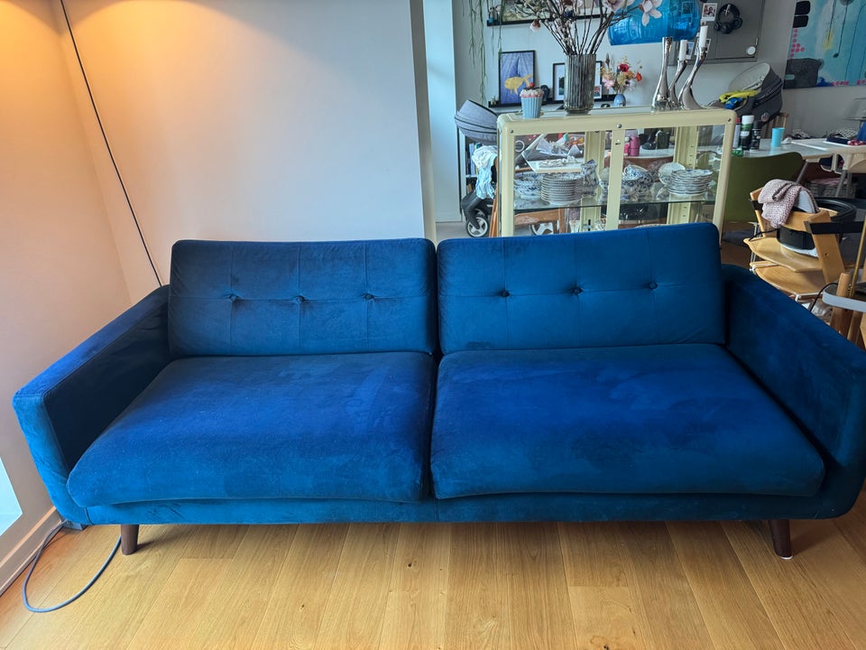 3 pers sofa i mørkeblå vel