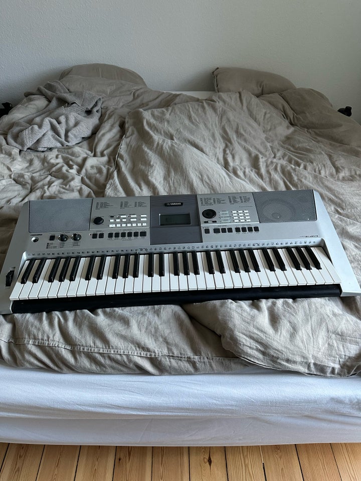 Keyboard, Yamaha PSR E413