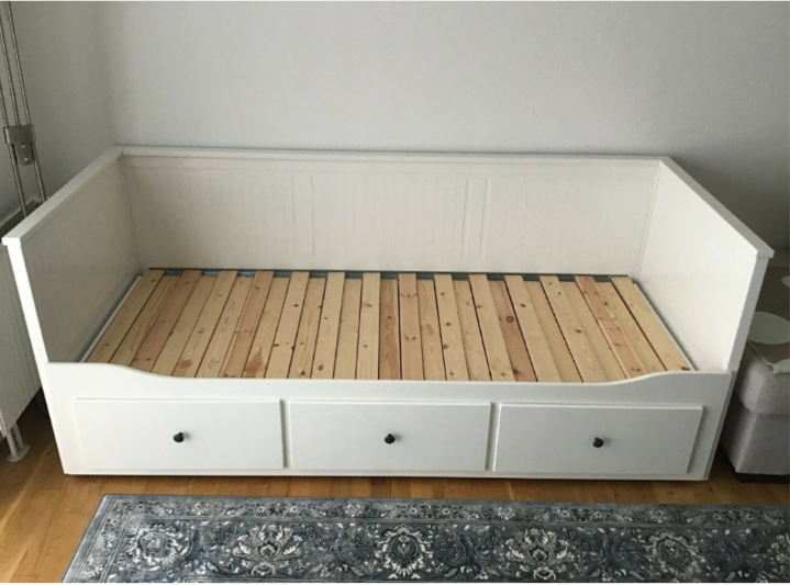 Sovesofa IKEA Hemnes