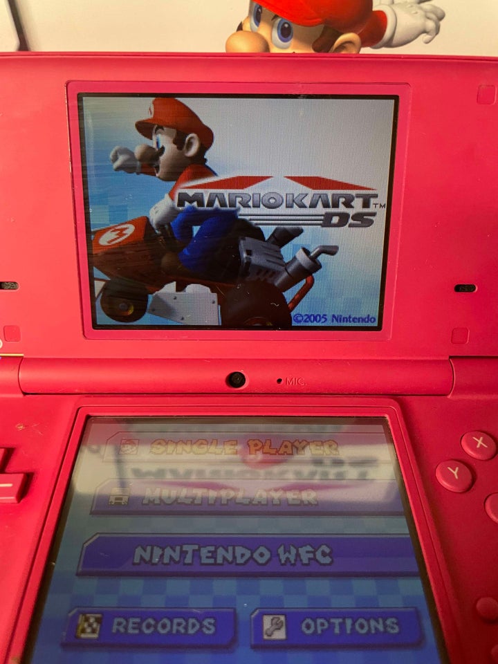 Nintendo DSI, Pink