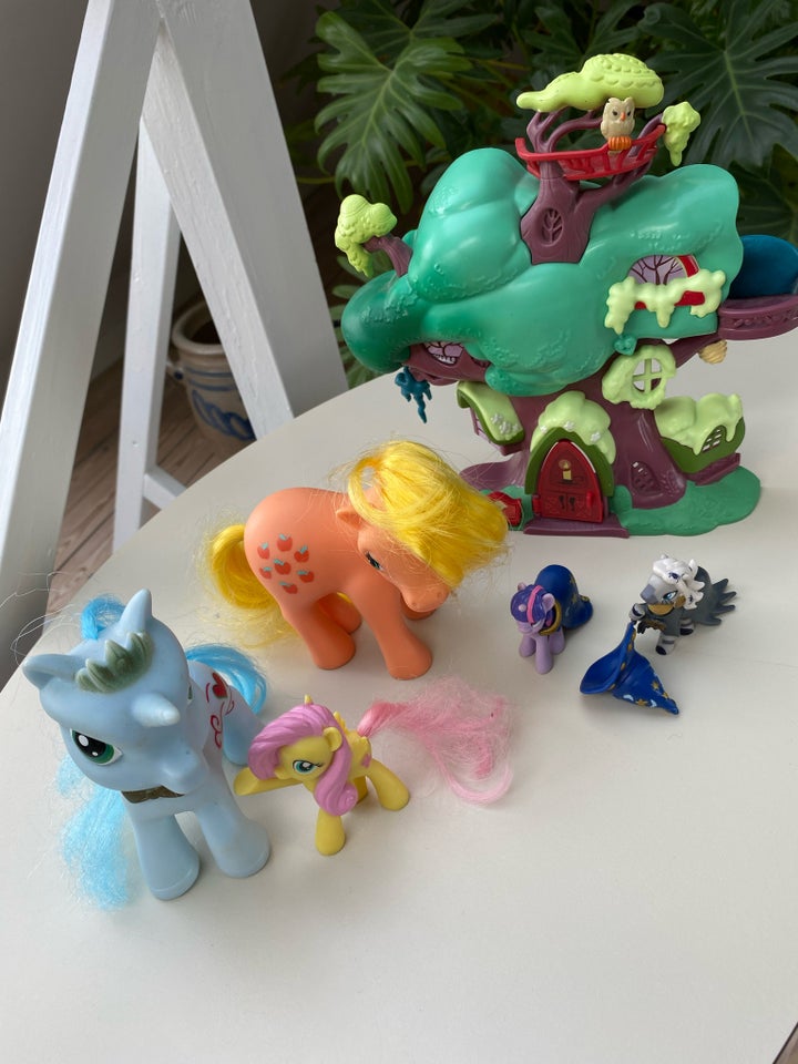 My Little Pony, Hus og figurer,