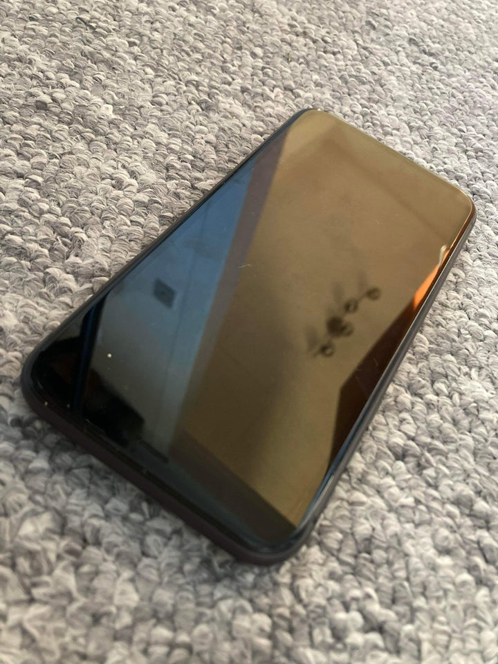 iPhone 11, 64 GB, sort