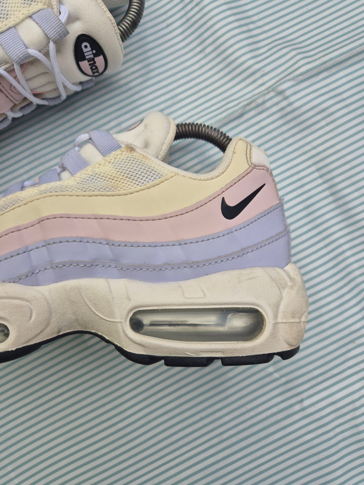 Sneakers, str. 38,5, Nike Air Max 95